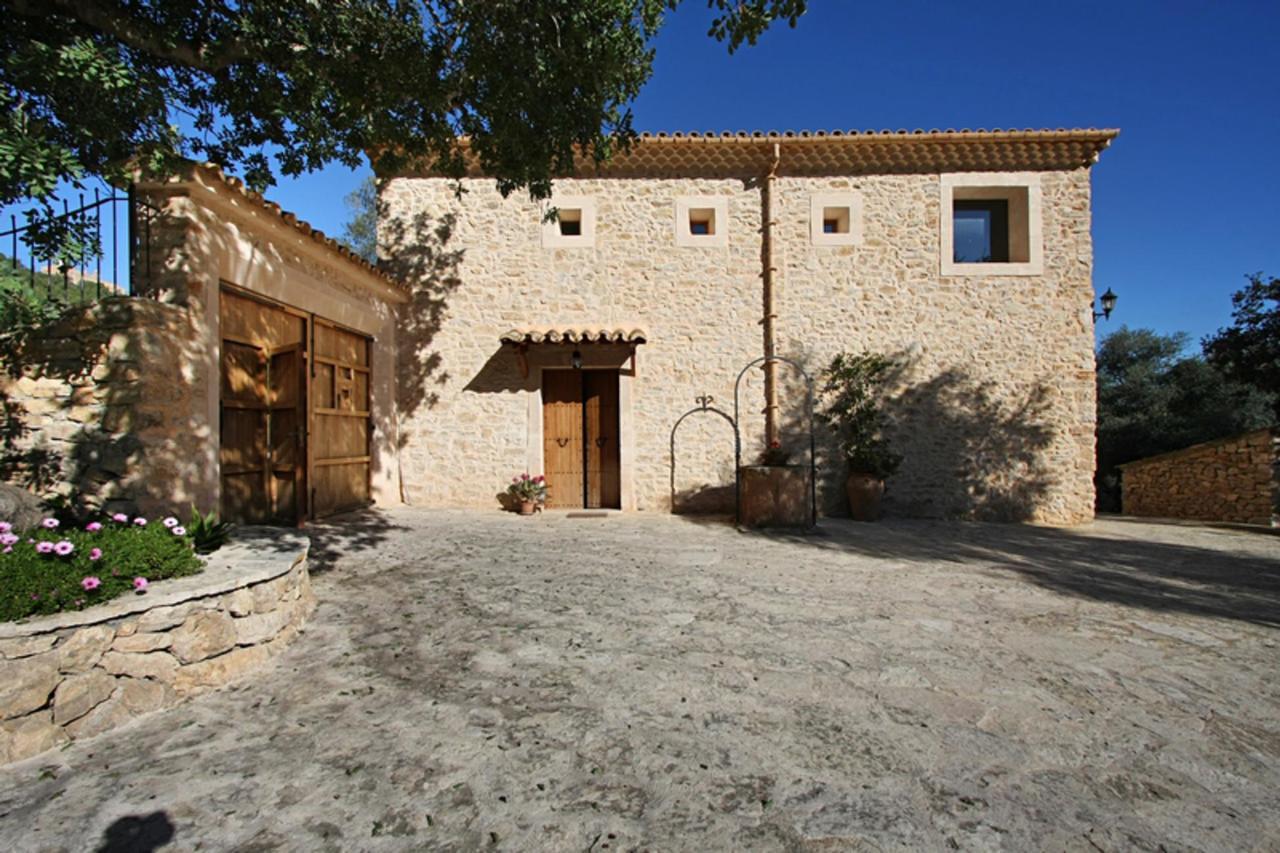 Petit * Petra (Mallorca)